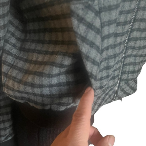 New! Riley & Rae Reid Plaid Blazer,
Created for Macy's size XS - Picture 9 of 14